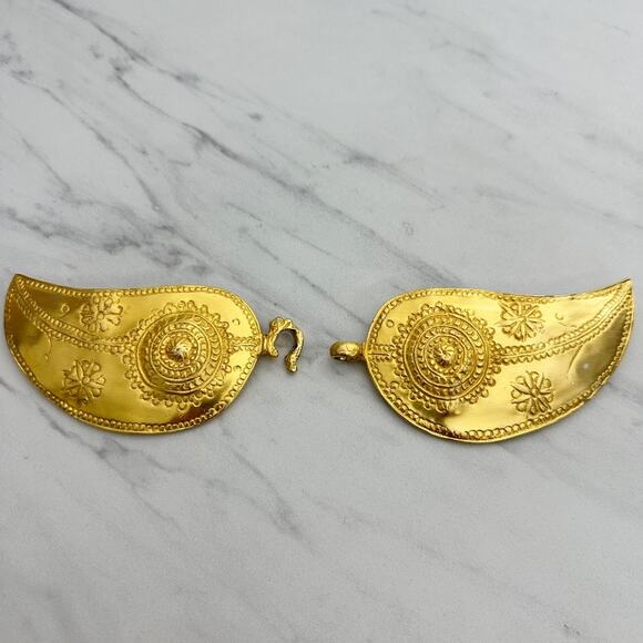 Vintage Gold Tone Two Piece Interlocking Belt Buckle Embossed Medallion Crescent main image 8
